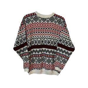 Vintage White Red  Green Holiday Festive Geometric Knit Wool Blend Sweater